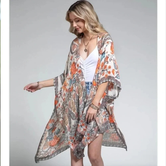 New Boho Floral Jacquard Kimono - Picture 3 of 9